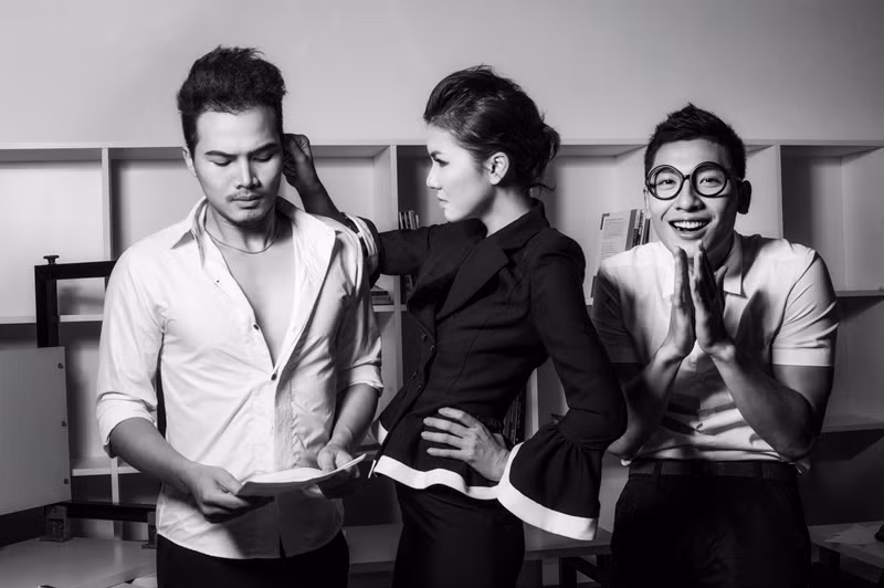 Chàng "đại ca học đường" bị phát hiện khi viết thư tình cho cô giáo xinh đẹp Hà Thu.