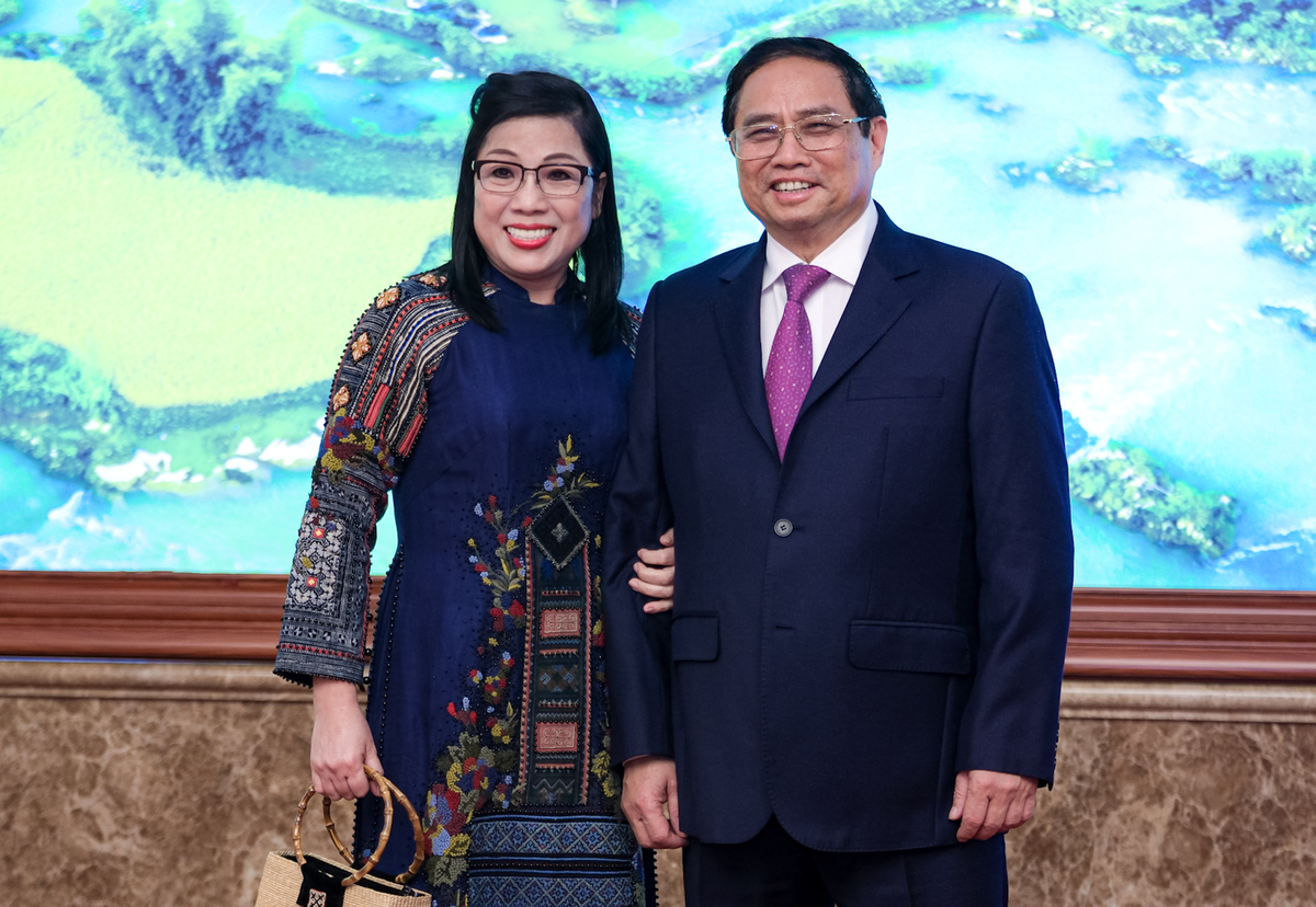 Thu tuong Pham Minh Chinh va Phu nhan sap tham Singapore, Brunei