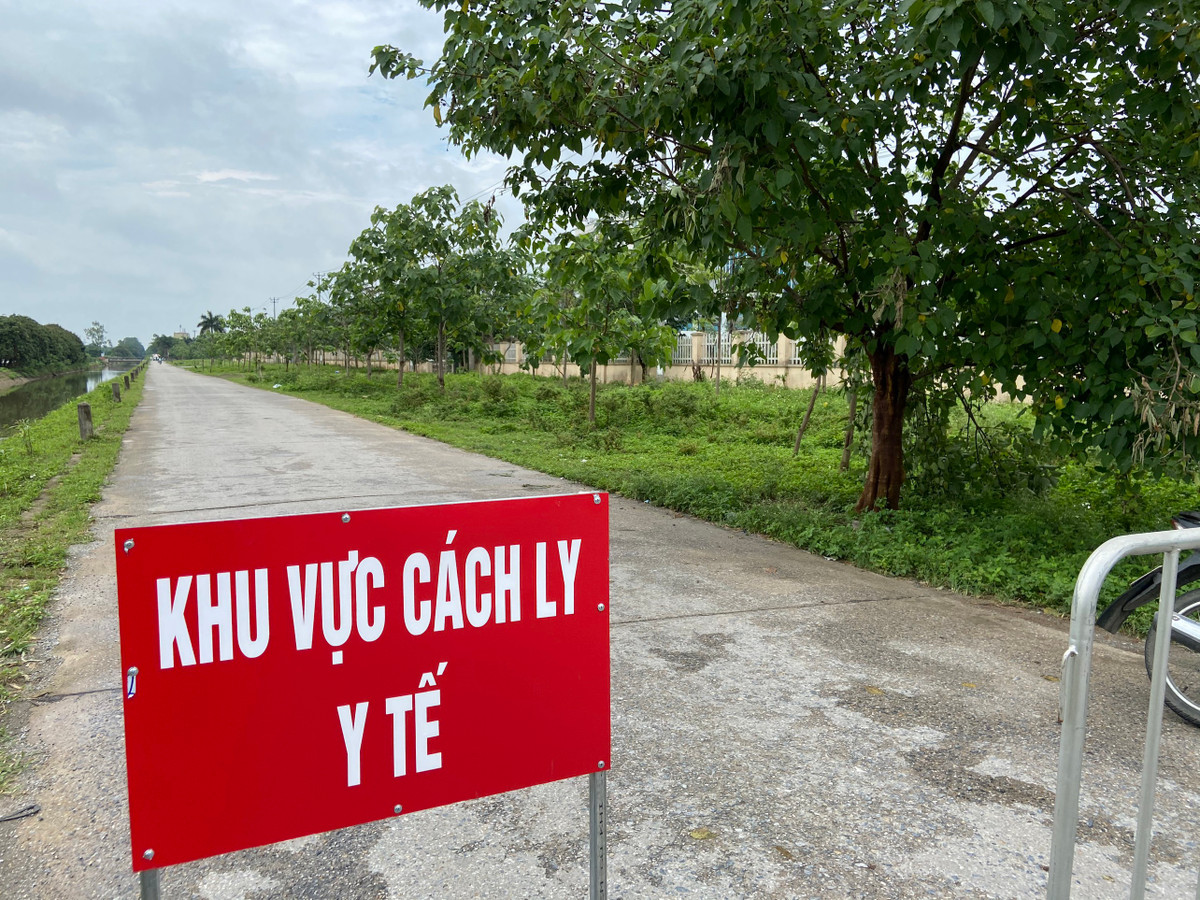 BV Benh Nhiet doi Trung uong dung tiep nhan benh nhan