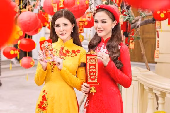 Nen mac mau gi trong ngay mung 1 Tet de ca nam may man?-Hinh-2