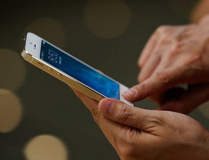 Sử dụng smartphone với tần xuất cao có thể gây rối loạn cương dương.