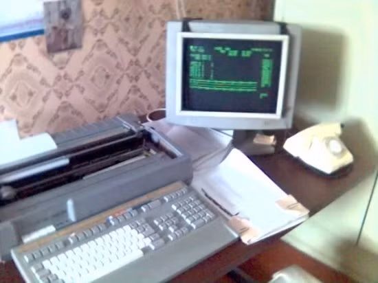 Dàn máy tính cổ từ thời Liên Xô cũ.