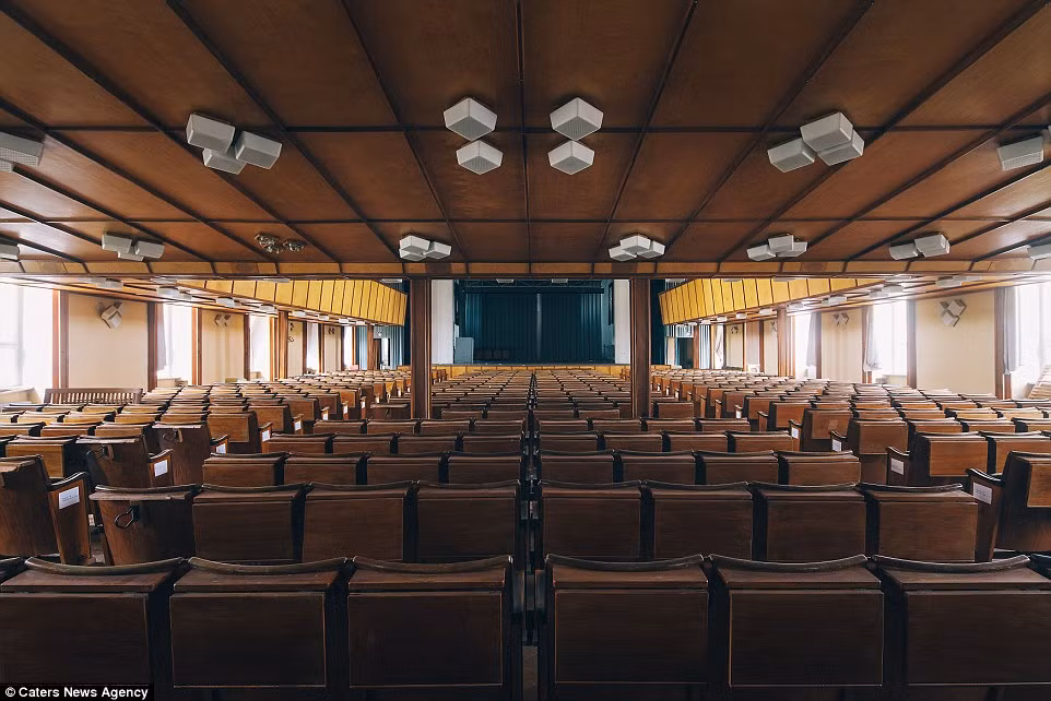 Quang cảnh giảng đường tại trường đào tạo Đoàn Thanh niên Hitler.