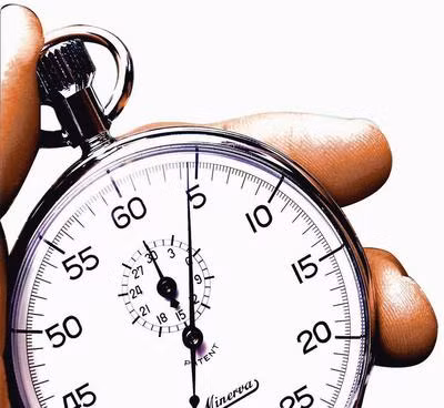 6. "Hãy dành thời gian suy nghĩ kỹ càng nhưng khi thời cơ đến, đừng chần chừ và hãy tiến lên".