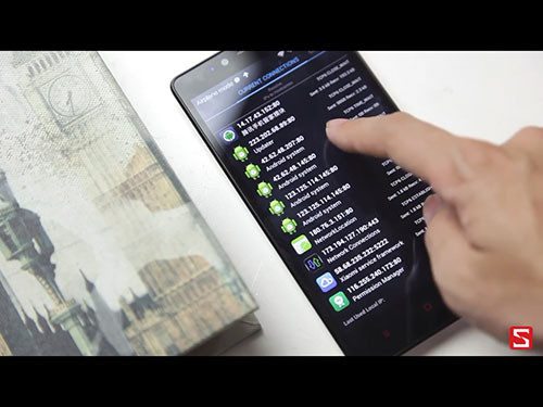 Kiểm tra của một cửa hàng ĐTDĐ tại TP HCM cho thấy chiếc smartphone của Xiaomi có kết nối và truyền tải dữ liệu của người dùng về máy chủ ở Trung Quốc.
