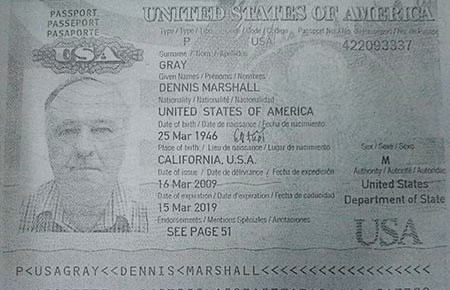 Hộ chiếu của ông Dennis Marshall Gray. Ảnh do cơ quan công an cung cấp.