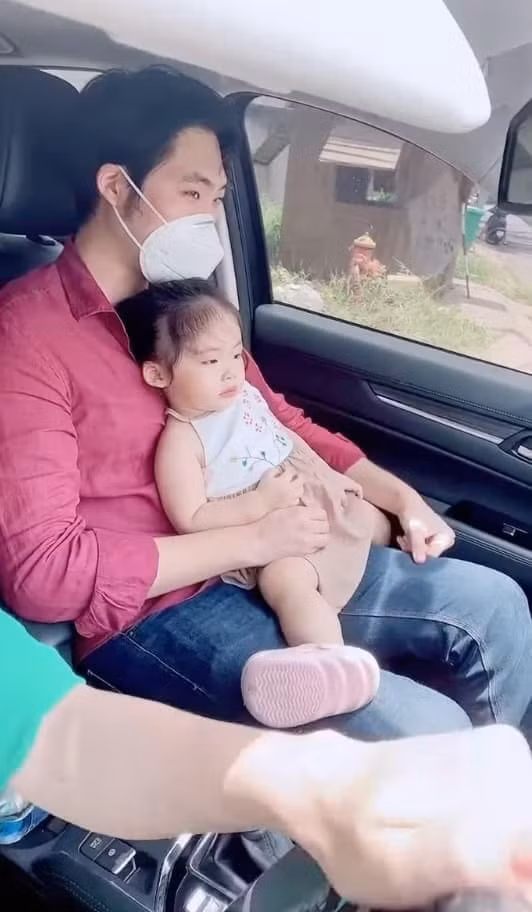 Chi tiet he lo quan he cua Pha Le va chong cu than thiet-Hinh-4