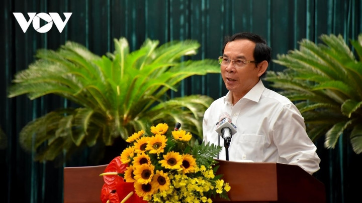 Bí thư Thành ủy TP.HCM: "Chậm trễ khen thưởng lực lượng y tế là sự hổ thẹn" Bi thu Thanh uy TP.HCM: