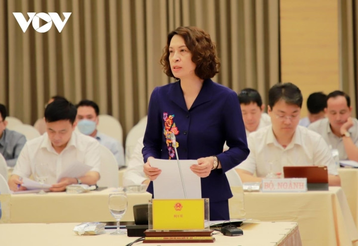 Bộ Y tế: COVID-19 nguy cơ bùng phát trở lại khi miễn dịch cộng đồng suy giảm Bo Y te: COVID-19 nguy co bung phat tro lai khi mien dich cong dong suy giam