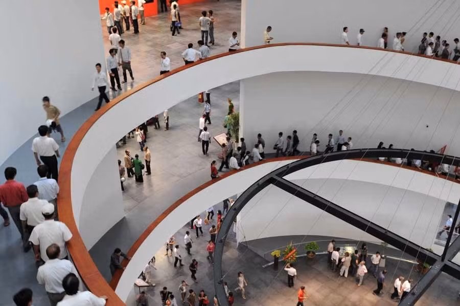 Hon 1 thap ky sau khoi cong, Bao tang Ha Noi van chua the don khach tham quan-Hinh-2