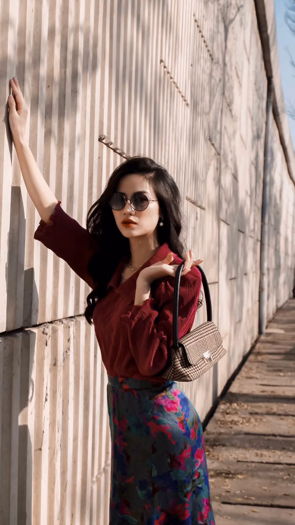 Dien vien Anh Dao: “Hon 1000 nguoi bo theo doi khi toi cong khai co ban trai“-Hinh-5