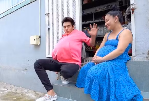 Le Duong Bao Lam choi lon khi mang bung bau gia-Hinh-4