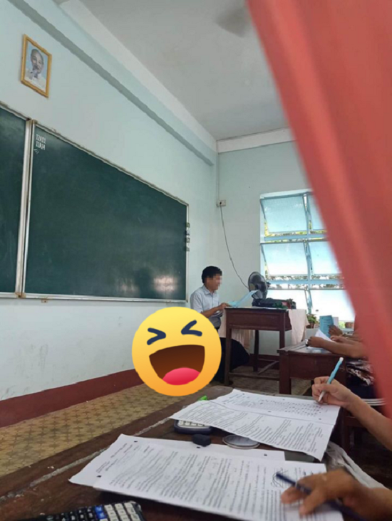 Thay giao say sua giang bai nhung bi soi “thu dac biet kho ngo”