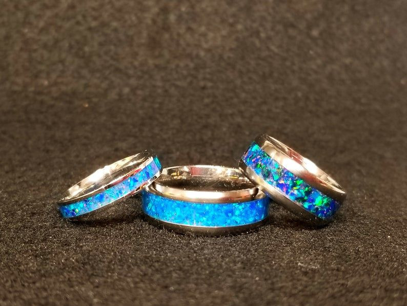 Những món trang sức này sẽ giữ người đã khuất luôn gần gũi những người còn sống, đồng thời cũng có thể được gia đình coi như là vật gia truyền, lưu giữ từ thế hệ này sang thế hệ khác để nhớ mãi về người thân yêu.