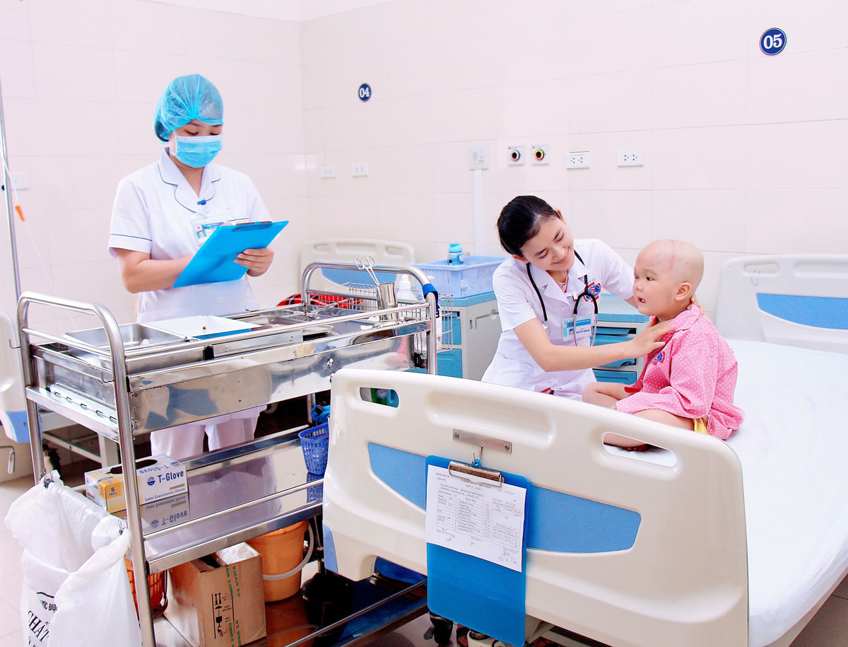 Khi mới thành lập, ngoài cơ sở chính (cơ sở 1 của Bệnh viện K ngày nay), Viện còn có một cơ sở điều trị đặt tại Bệnh viện Bảo hộ (Bệnh viện Phủ Doãn, tức Bệnh viện Việt Đức ngày nay). Ảnh: Benhvienk.vn.