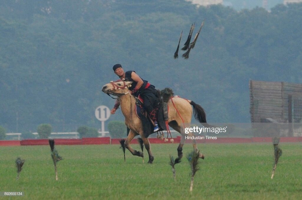 Tầm sát thương của arambai tùy thuộc vào sức mạnh của người sử dụng, nhưng hiệu quả nhất trong khoảng cách dưới 10 mét. Một chiến binh lão luyện có thể ném nhiều arambai.