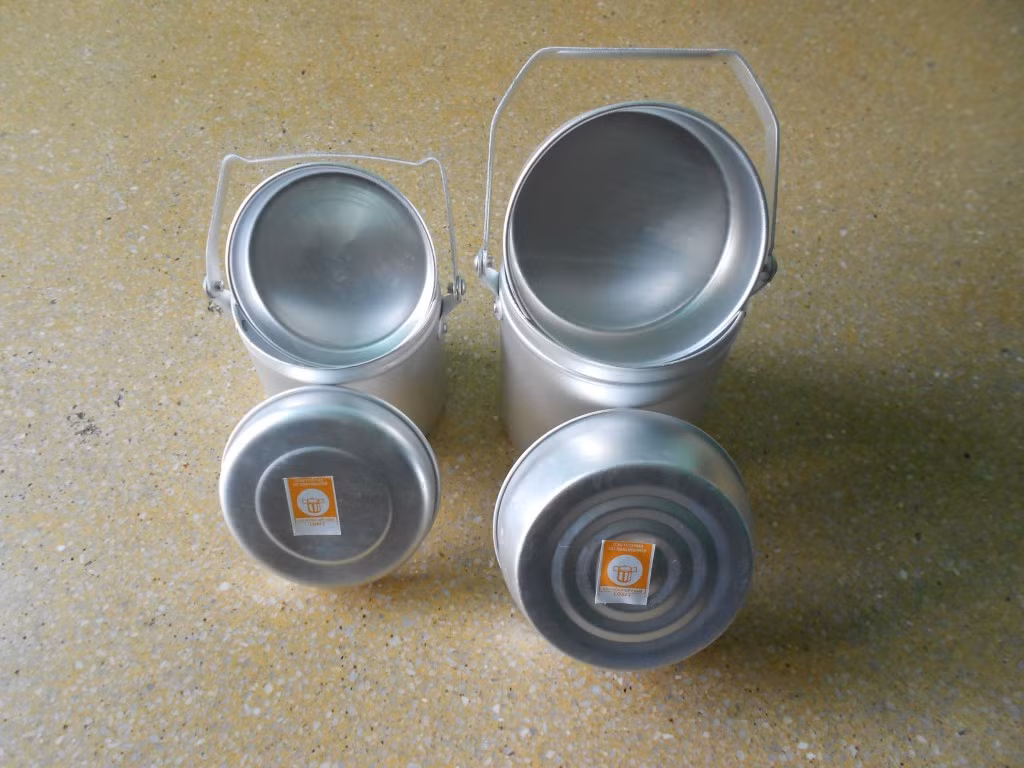 Tùy theo kích cỡ, một bộ cặp lồng có thể phục vụ một người hoặc một gia đình nhiều thành viên. Phổ biến nhất là cặp lồng cá nhân, còn loại lớn thường dùng cho các chuyến dã ngoại.