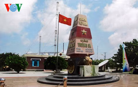 Việt Nam có đầy đủ chứng cứ, cơ sở pháp lý khẳng định chủ quyền với hai quần đảo Hoàng Sa - Trường Sa.
