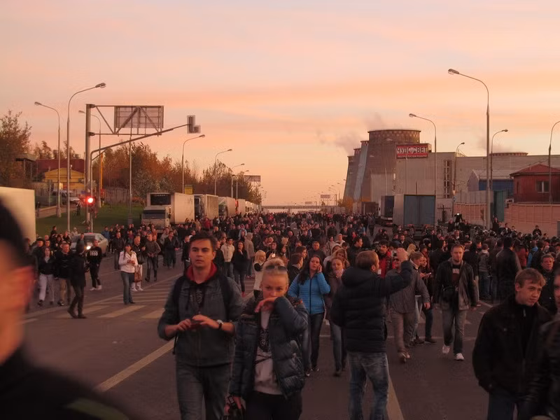 Theo đó, Yegor Shcherbakov, 25 tuổi đã bị giết hại ngay trước mắt bạn gái chỉ vì một tranh chấp nhỏ với kẻ giết người trên đường về nhà hôm 10/10.