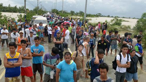 Tình trạng lở đất đã xảy ra ở tỉnh Aurora khiến một số người thiệt mạng.