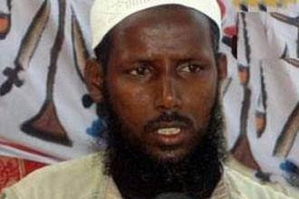 Ahmed Abdi Godan còn được gọi là Mukhtar Abu Zubayr là thủ lĩnh của nhóm khủng bố Somali, al-Shabaab kể từ năm 2008. Năm 2010 Ahmed Abdi Godan đã chỉ đạo thực hiện vụ đánh bom tự sát ở thủ đô Kampala khiến 70 người chết thảm. Mơi đây nhất, ngày 21/9, y chỉ đạo vụ tấn công khủng bó vào trung tâm mua sắm tại Nairobi khiến 67 người thiệt mạng. Mỹ treo thưởng 7 triệu USD cho ai cung cấp được thông tin giúp bắt được y.