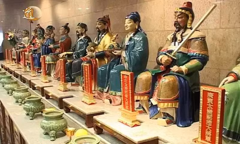 Do vận xui đeo bám nên những người gặp phải hạn này nên thận trọng trong lời ăn tiếng nói. Trong công việc kinh doanh buôn bán hay kết giao cũng nên lưu ý đừng nghe lời phỉnh nịnh dụ ngọt mà dốc tiền dốc bạc ra đầu tư kẻo dễ bị lừa gạt trắng tay. Lời khuyên cho những người mắc sao này là nên cố gắng chờ thời, càng kiên nhẫn chăm chỉ bao nhiêu thì tai ương sẽ càng giảm đi bấy nhiêu. (*) Thông tin chỉ mang tính tham khảo, chiêm nghiệm