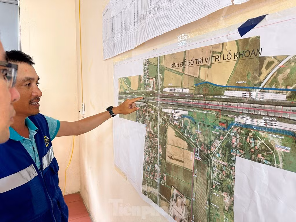 Đại diện nhà thầu dự án là liên danh Vinaconex - Trung Chính cho biết, hiện dự án đã thi công được 75% khối lượng công việc và đang phấn đấu hoàn thành vào tháng 8/2025 - vượt tiến độ so với kế hoạch khoảng 4 tháng.