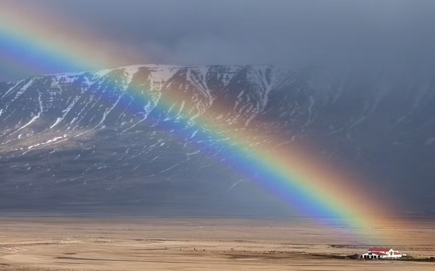 Cầu vồng trên khu vực Varmahl.