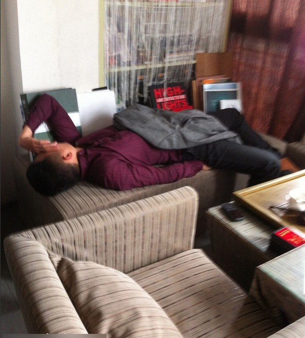 Làm dáng cả khu ngủ.