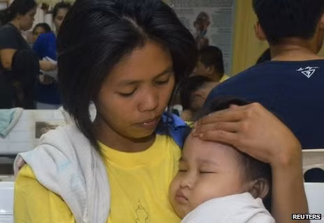 Các nạn nhân được cứu sống trong vụ đắm phà.