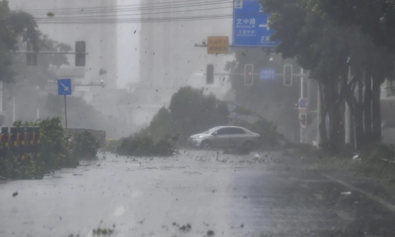 Trung Quốc cảnh báo gần cao nhất với bão Krathon Trung Quoc canh bao gan cao nhat voi bao Krathon