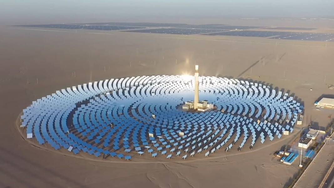 Trung Quoc lap 30.000 tam guong di chuyen theo mat troi-Hinh-5