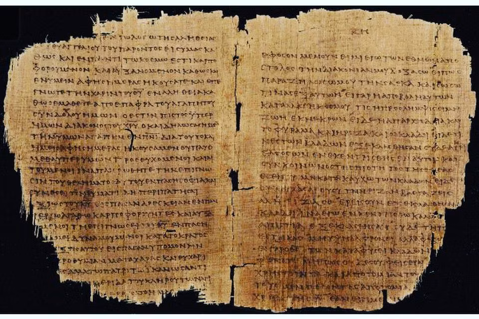  14. Ý nghĩa lịch sử và văn hóa. Bản thảo Biển Chết không chỉ giúp các nhà nghiên cứu hiểu rõ hơn về tôn giáo Do Thái và Thiên Chúa giáo, mà còn cung cấp cái nhìn sâu sắc về xã hội và văn hóa của khu vực này cách đây 2.000 năm. Ảnh: Pinterest.