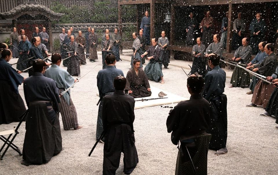  Không chỉ dành cho samurai. Dù phổ biến trong giới samurai, đôi khi các tầng lớp khác cũng thực hiện Seppuku, đặc biệt là trong thời kỳ loạn lạc. Ảnh: Pinterest.