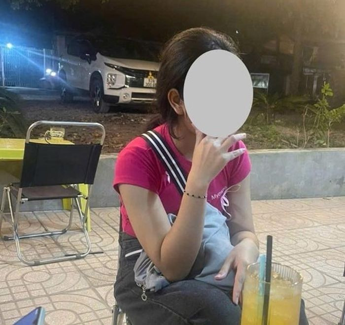 Giải cứu cô gái bị lừa bán sang Campuchia Giai cuu co gai bi lua ban sang Campuchia