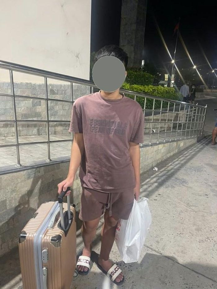 Giải cứu cô gái bị lừa bán sang Campuchia - Hình 2 Giai cuu co gai bi lua ban sang Campuchia-Hinh-2