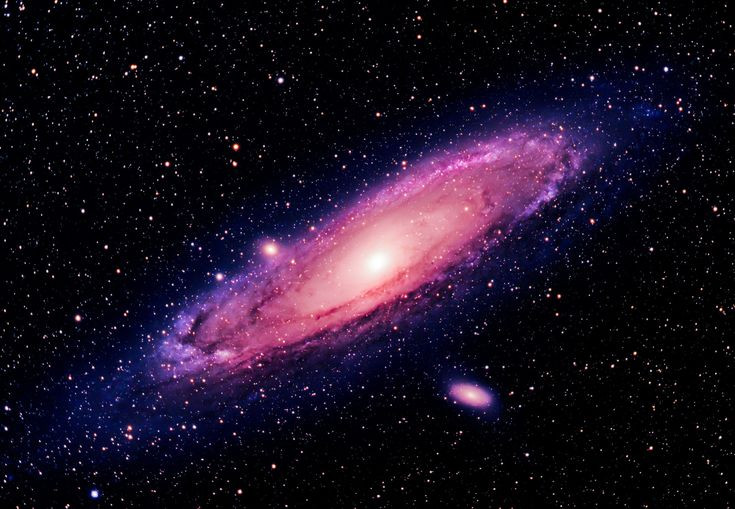  6. Số lượng sao khổng lồ. Thiên hà này chứa khoảng 1 nghìn tỷ ngôi sao, gấp đôi số sao trong Dải Ngân Hà. Ảnh: Pinterest.