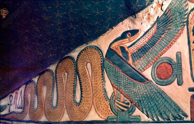  4. Mối liên hệ với sự tái sinh. Hình ảnh rắn của Mehen có liên quan đến sự tái sinh và sự luân hồi. Điều này bởi vì loài rắn có khả năng lột xác, tượng trưng cho sự đổi mới và phục sinh, một yếu tố quan trọng trong văn hóa Ai Cập. Ảnh: Pinterest.