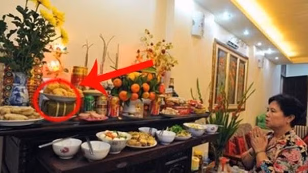 9 dieu cam ky tren ban tho ngay Tet tuyet doi khong lam