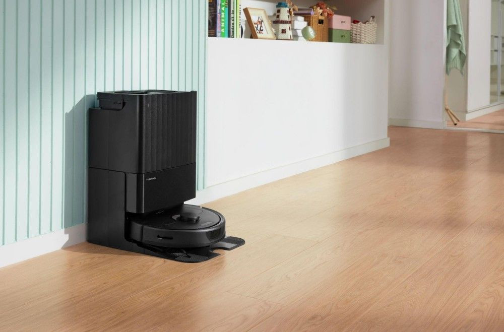  5. Tự động điều chỉnh áp lực hút. Robot có thể tự động điều chỉnh áp lực hút dựa trên loại bề mặt (như thảm hay sàn gỗ) để làm sạch tối ưu. Ảnh: Pinterest.