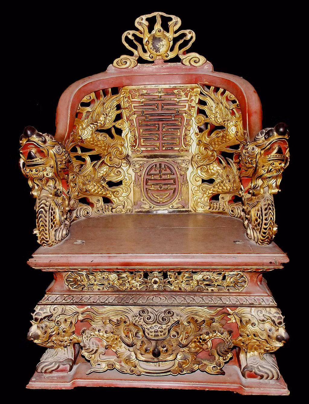 Kham pha 4 co vat trieu Nguyen vua tro thanh Bao vat quoc gia-Hinh-3