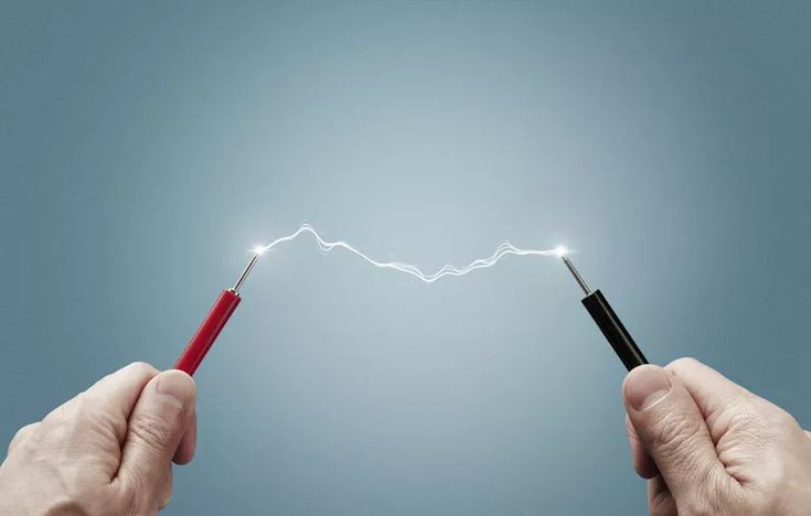  4. Hiệu ứng Meissner. Khi chuyển sang trạng thái siêu dẫn, vật liệu đẩy từ trường ra ngoài, khiến nó trở thành chất phản từ hoàn hảo. Ảnh: Pinterest.