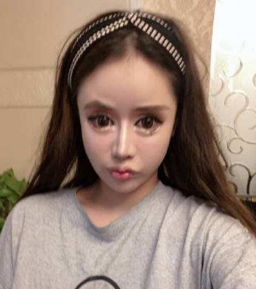 Nu streamer trai qua 100 lan “dao keo” den me ruot cung chang nhan ra