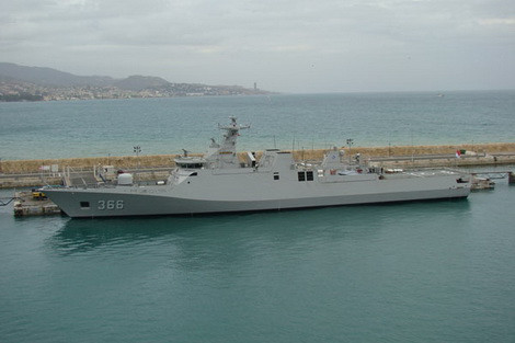 SIGMA 9113 mang số hiệu 366 của Indonesia.