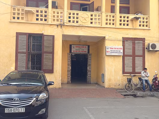 Trung tâm can thiệp tim và mạch máu – bẹnh viện Việt Tiệp Hải Phòng lập 10/2010 do PGS.TS Hoàng Đăng Mịch lúc đó đang là quyền Giám đốc bệnh viện làm giám đốc trung tâm.