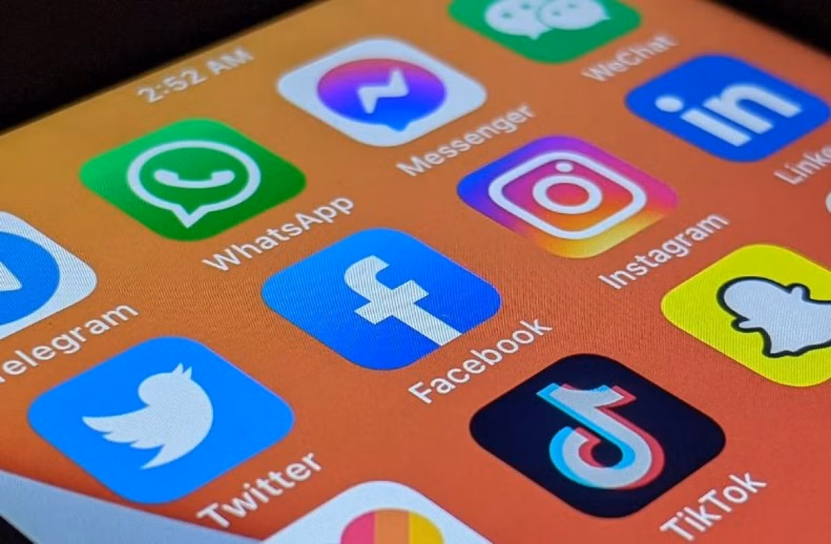 Facebook, Google, TikTok, Netfix da nop bao nhieu tien thue o Viet Nam?