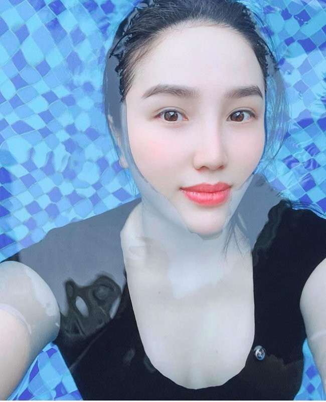 Bao Thy gay choang vang voi phan trang tri Giang sinh-Hinh-15