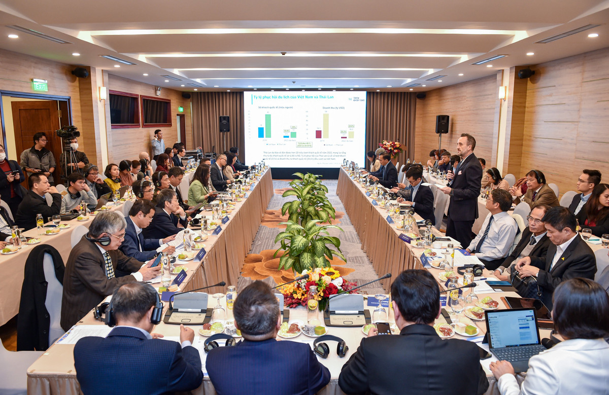 Hang khong, du lich mat khach quoc te vi chinh sach thi thuc-Hinh-4