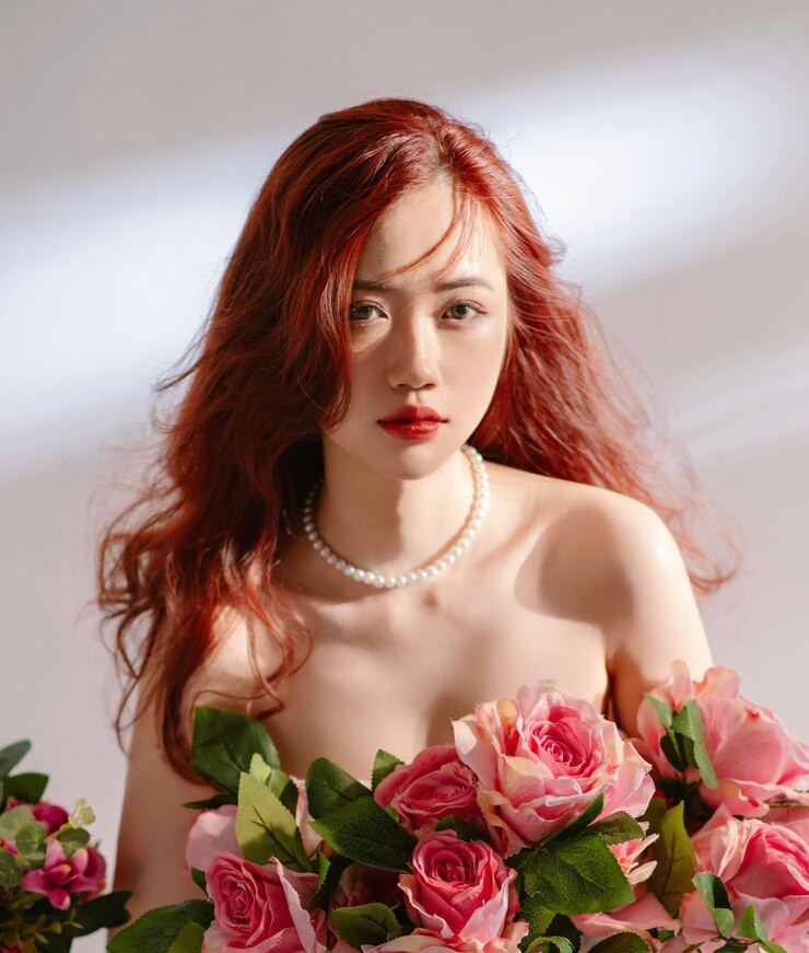 Hot girl Ha thanh, Nghe An dai dien Han Quoc, Uruguay bat phan thang bai-Hinh-4