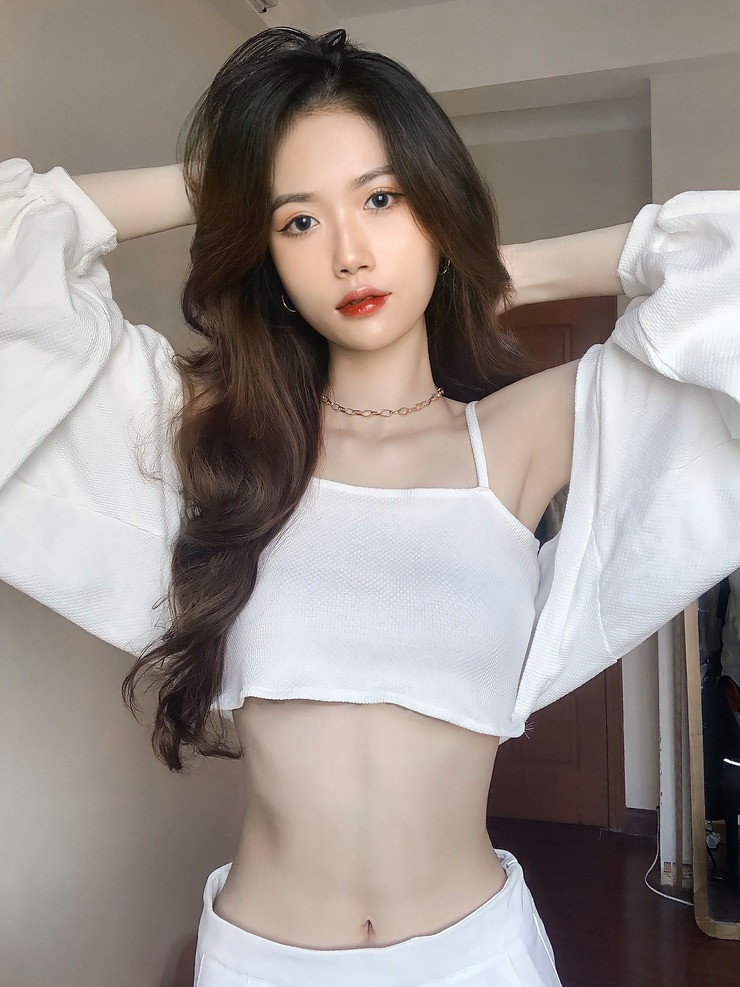 Hot girl Ha thanh, Nghe An dai dien Han Quoc, Uruguay bat phan thang bai-Hinh-3